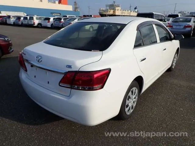 Toyota Premio 2021 photo 4