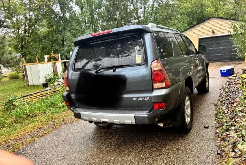 Toyota 4Runner 2004 photo 2