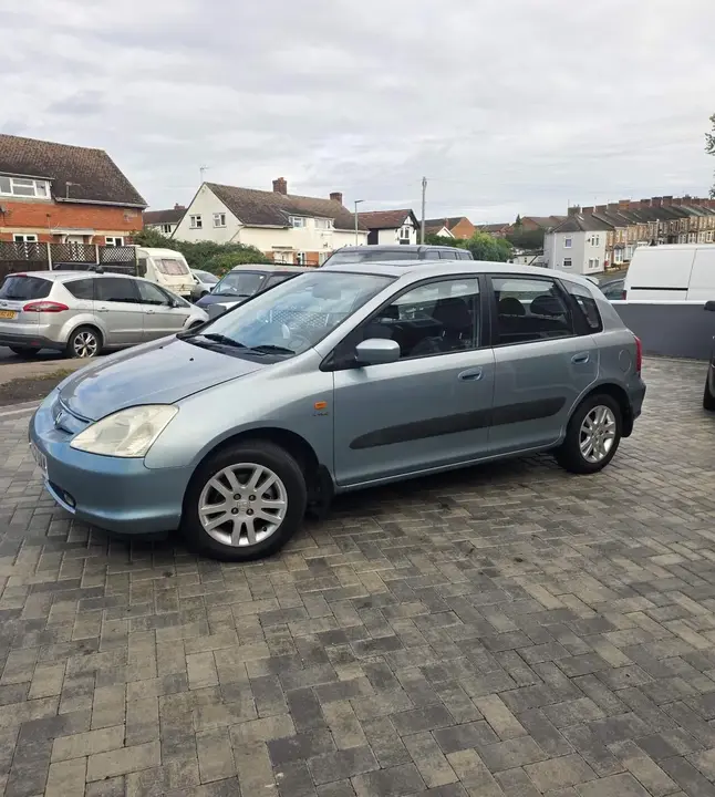 Honda Civic 2002 photo 2