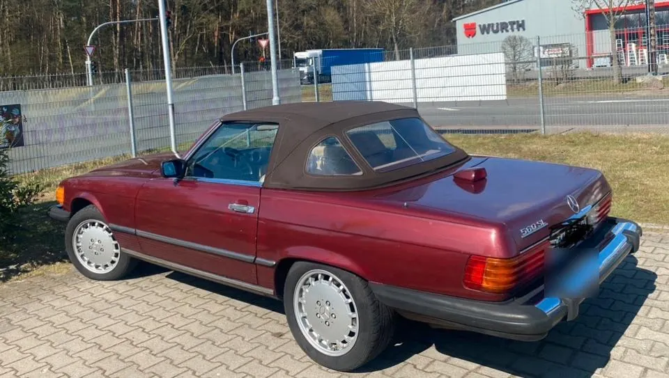 Mercedes-Benz 560Sl