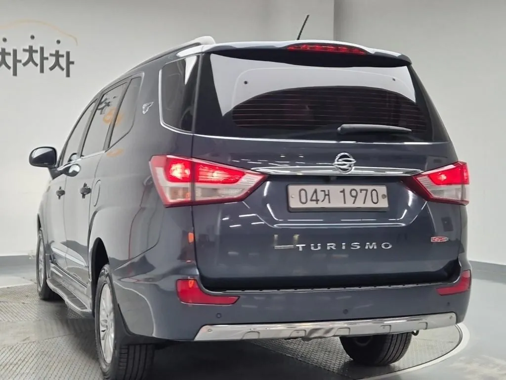 KG Mobility Korando 2018 photo 2