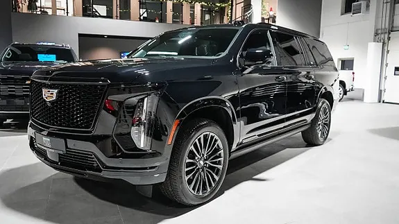 Cadillac Escalade 2026 photo 2
