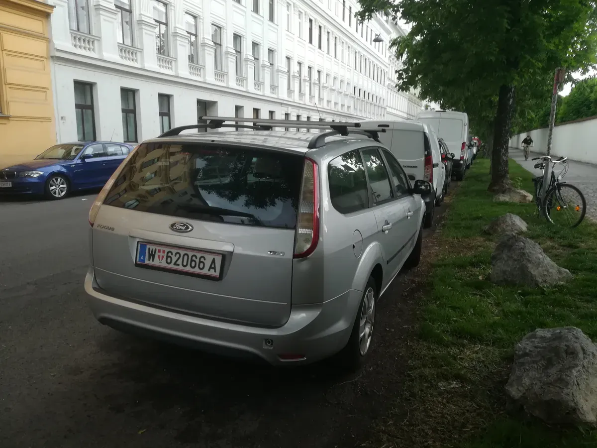 Ford Focus 2011 photo 3