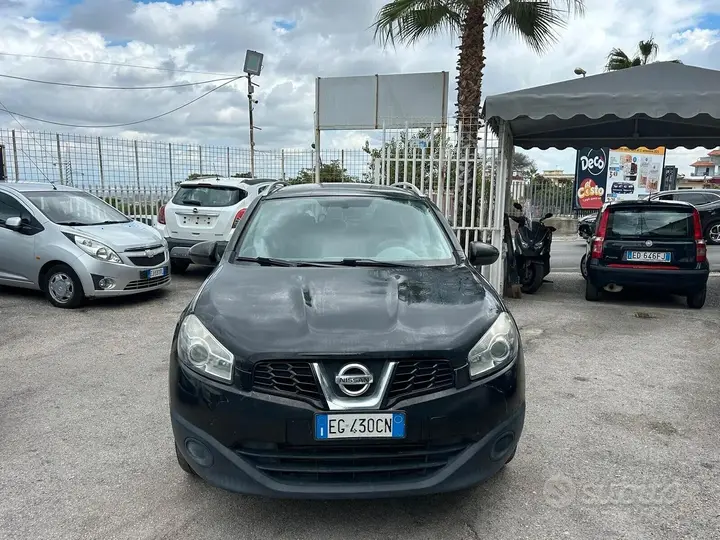 Nissan Qashqai 2011 photo 2