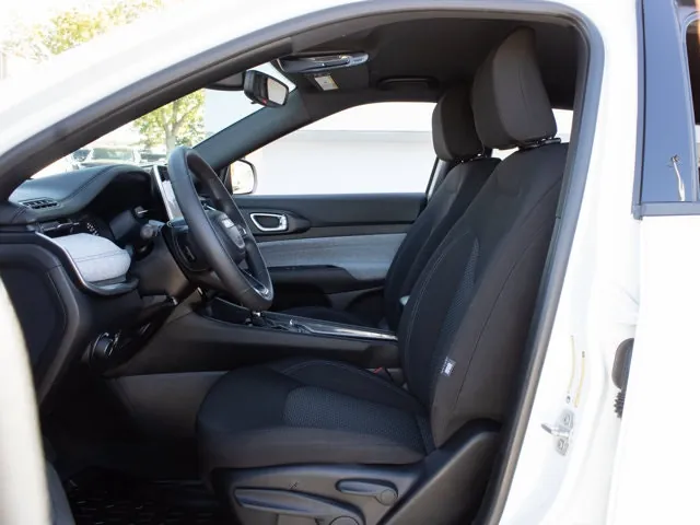 Jeep Compass 2025 photo 3