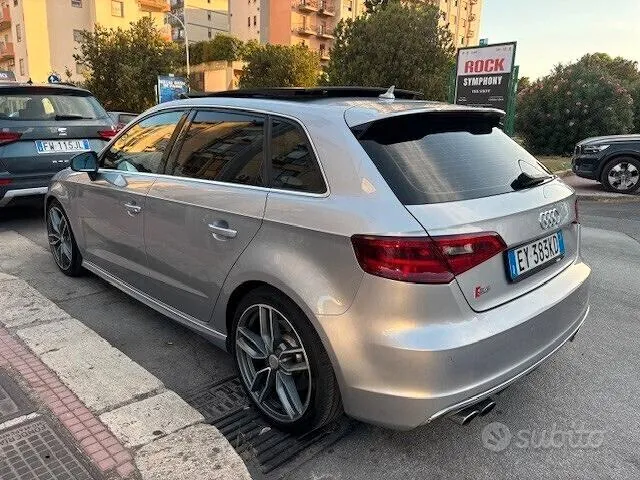 Audi A3 2015 photo 4