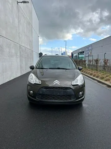 Citroen C3 2012 photo 3