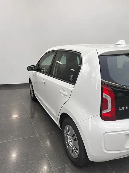 Volkswagen Up 2014 photo 3