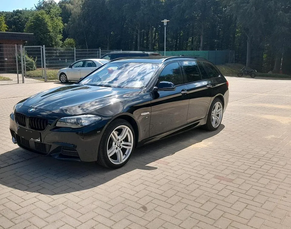BMW F11