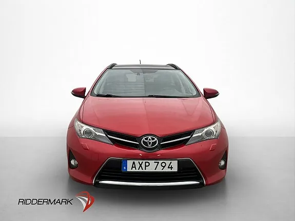 Toyota Auris 2014 photo 2