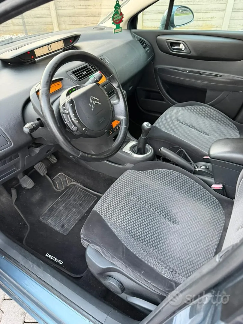 Citroen C4 2007 photo 5
