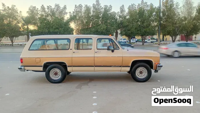GMC Suburban