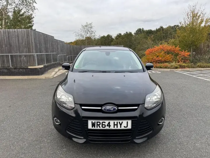 Ford Focus 2014 photo 2