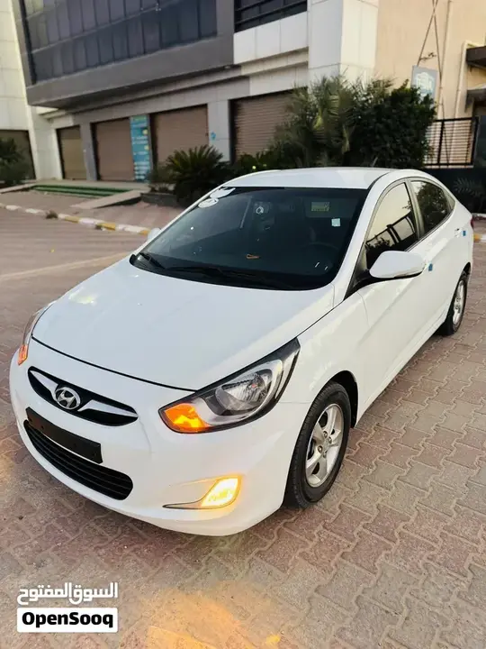 Hyundai Accent 2016 photo 5