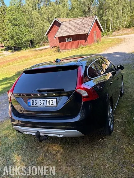 Volvo V60 2012 photo 4