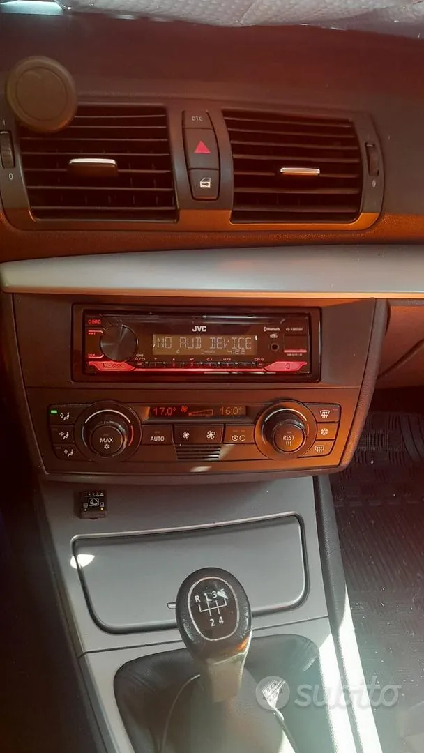 BMW 1 Series 2005 photo 4