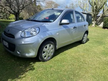 Nissan Micra 2011 photo 4