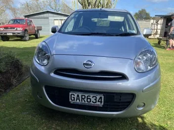 Nissan Micra 2011 photo 5