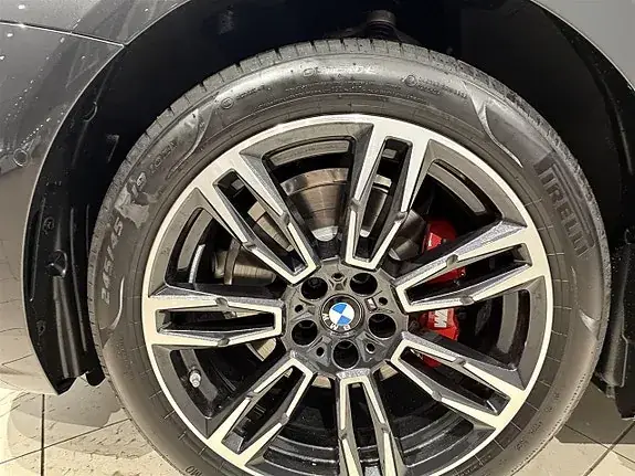 BMW 530E 2026 photo 5