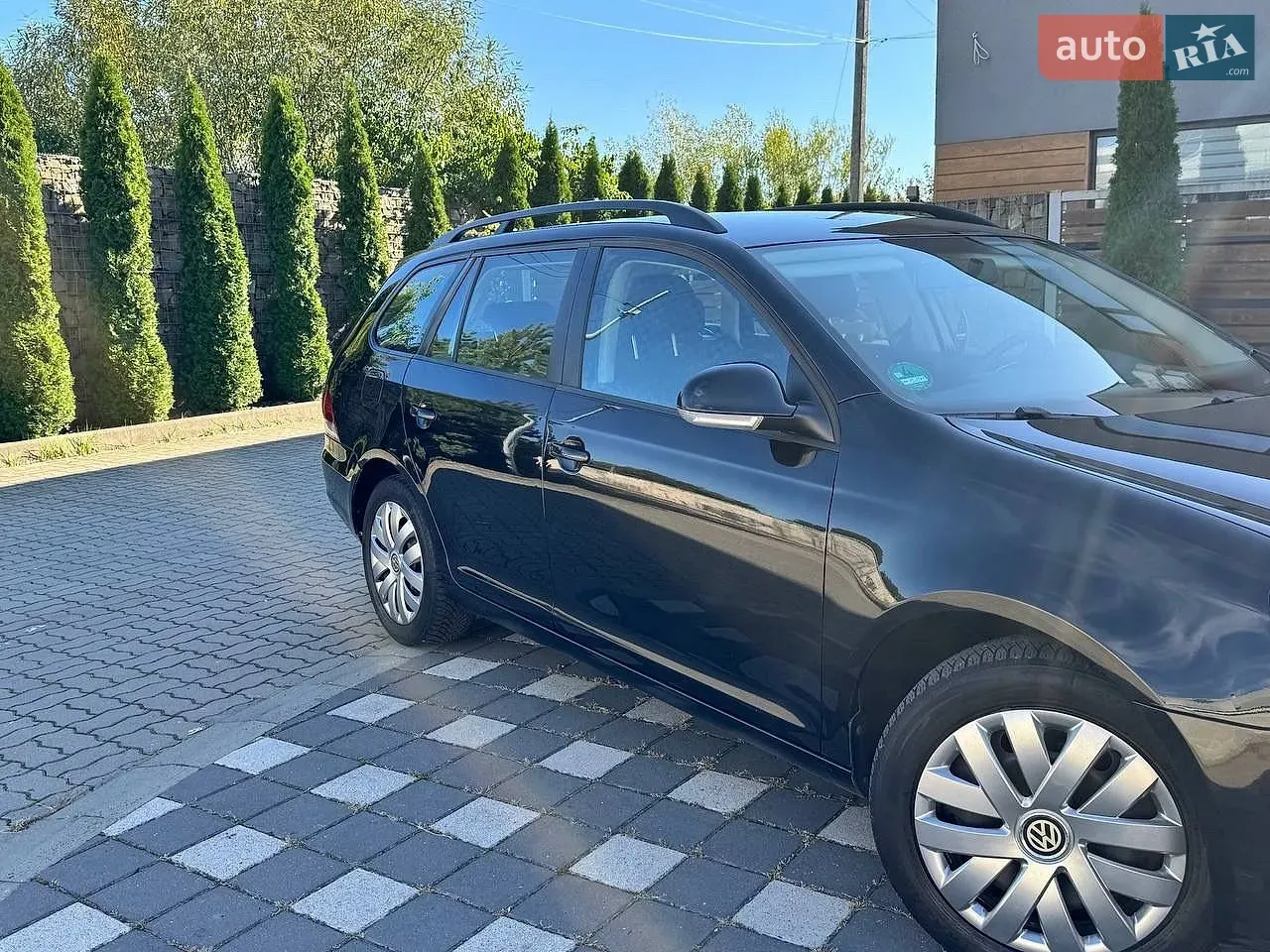 Volkswagen Golf 2011 photo 3