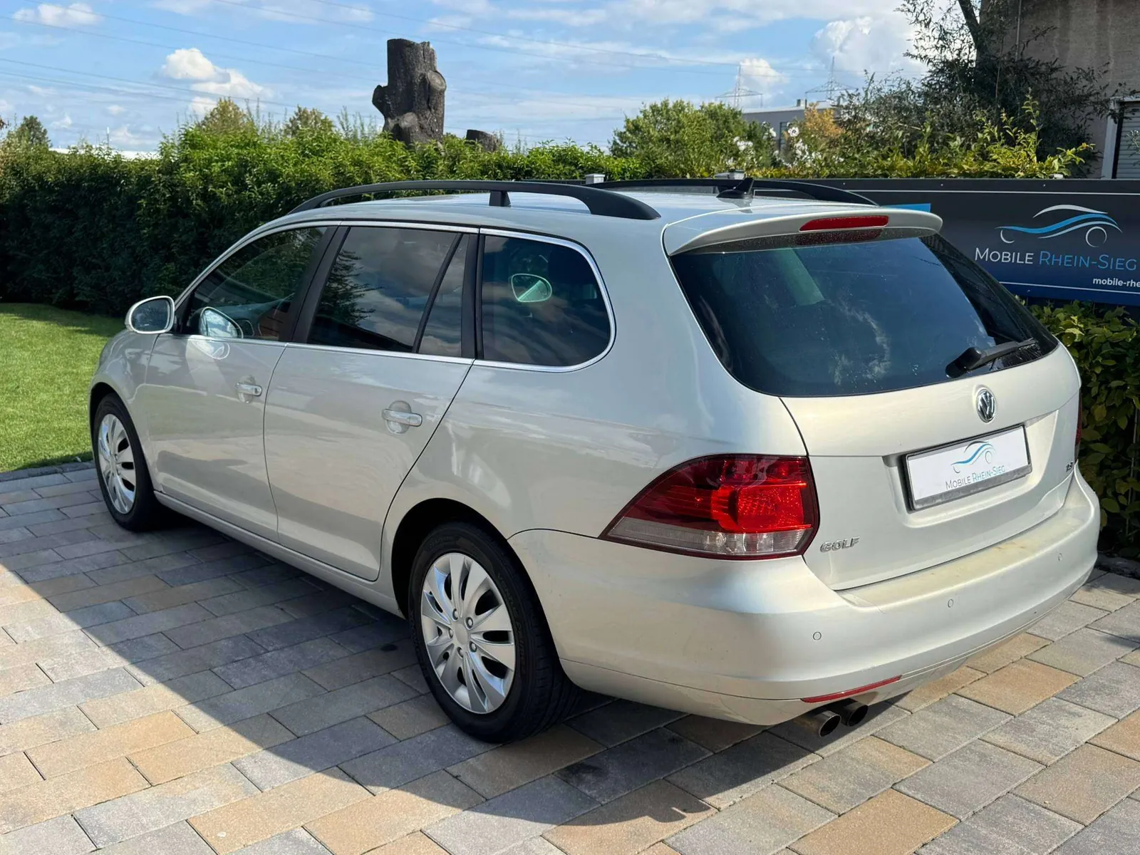 Volkswagen Golf Variant 2009 photo 2