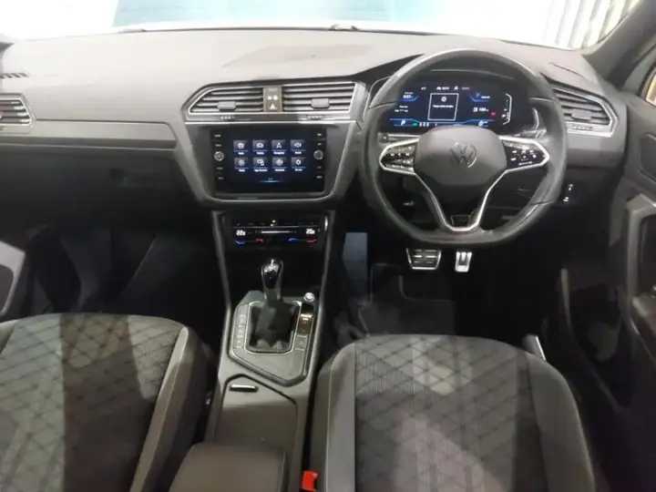 Volkswagen Tiguan 2023 photo 3