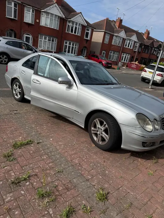 Mercedes-Benz E-Class 2007 photo 3