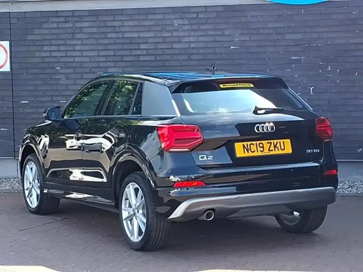 Audi Q2 2019 photo 2