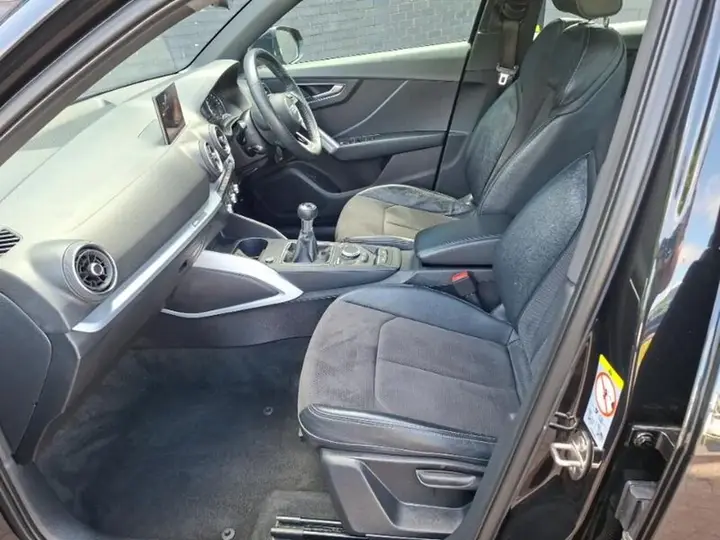 Audi Q2 2019 photo 5