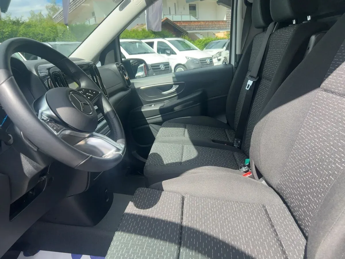 Mercedes-Benz Vito 2025 photo 2