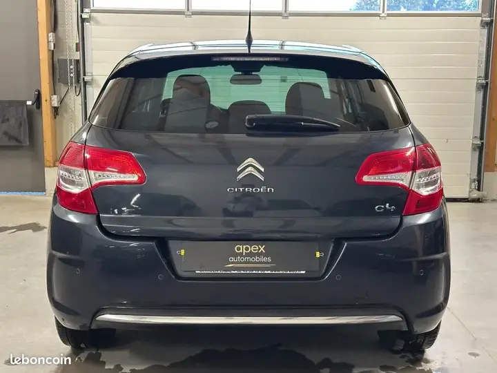 Citroen C4 2011 photo 5