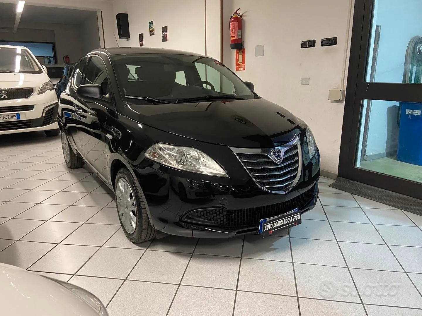 Lancia Ypsilon