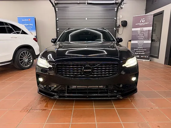 Volvo V60 2019 photo 2