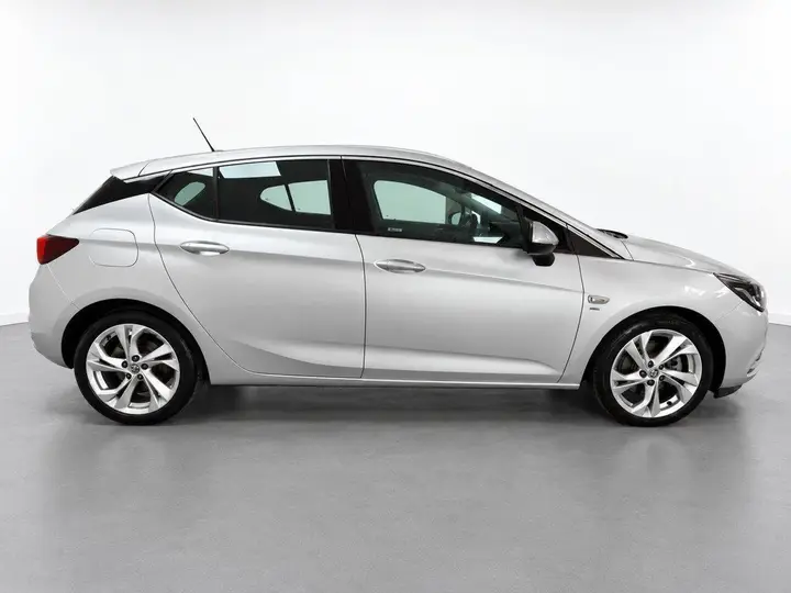 Vauxhall Astra 2017 photo 5