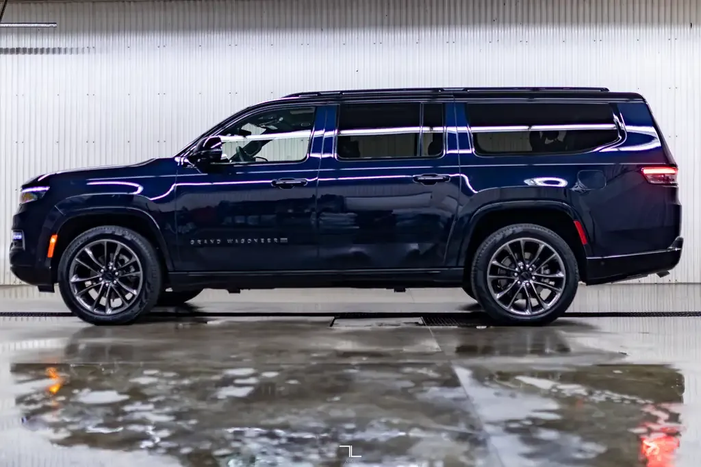 Jeep Grand Wagoneer 2025 photo 4