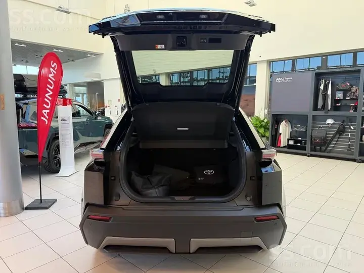 Toyota C-Hr 2026 photo 3