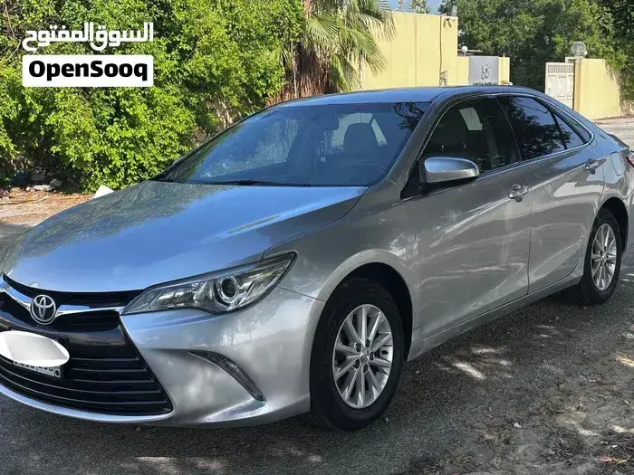 Toyota Camry 2017 photo 2