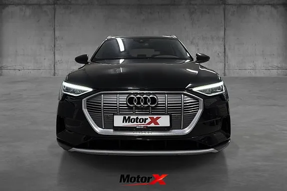 Audi E-Tron 2020 photo 2
