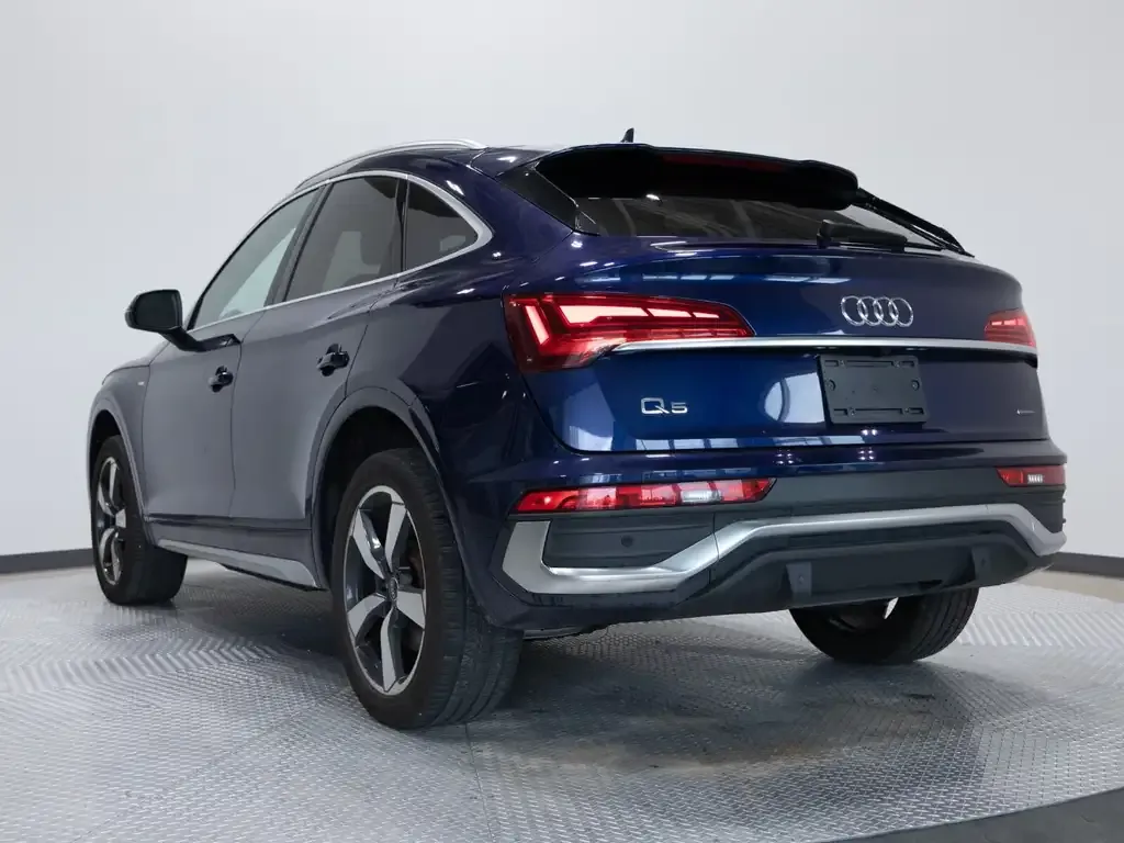 Audi Q5 2023 photo 3