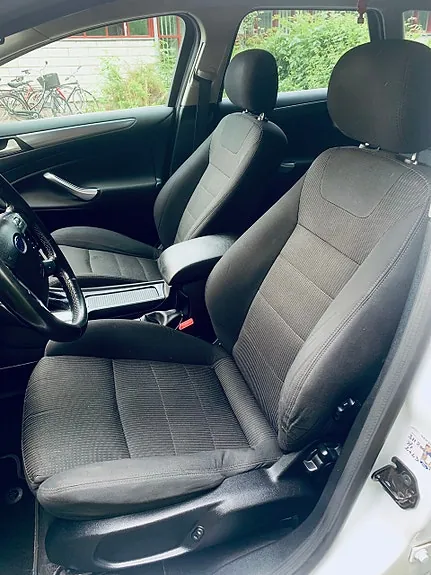 Ford Mondeo 2010 photo 3