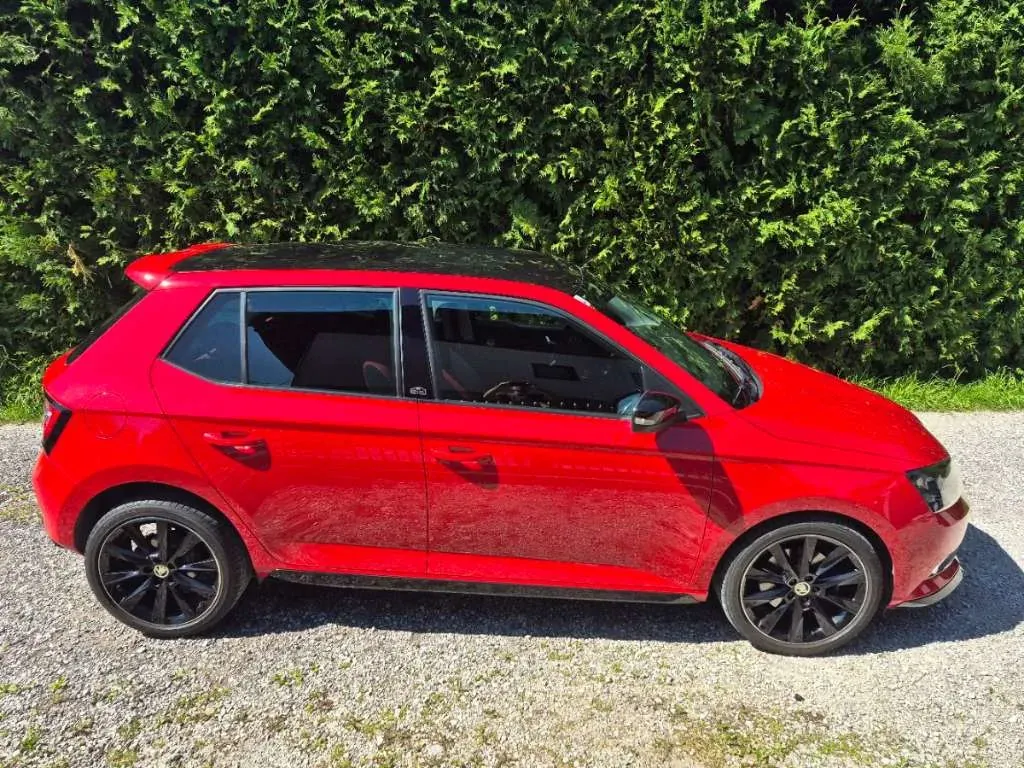 Skoda Fabia 2017 photo 3