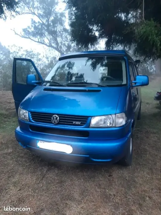 Volkswagen Multivan 2000 photo 2