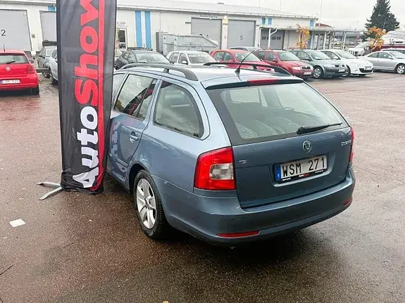 Skoda Octavia 2010 photo 4