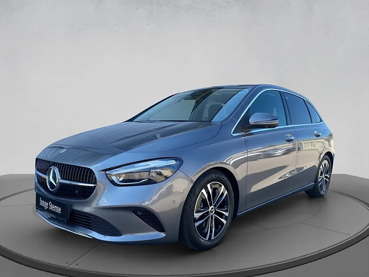 Mercedes-Benz B-Class 2026 photo 2