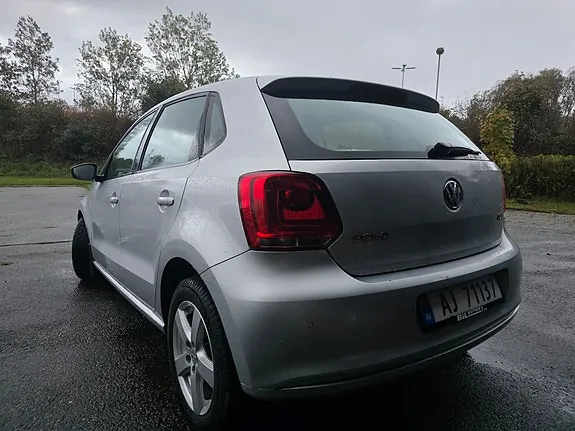 Volkswagen Polo 2011 photo 4