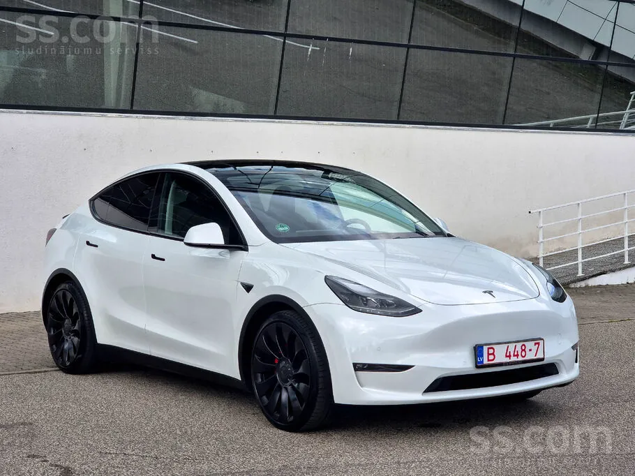 Tesla Model Y 2022 photo 3