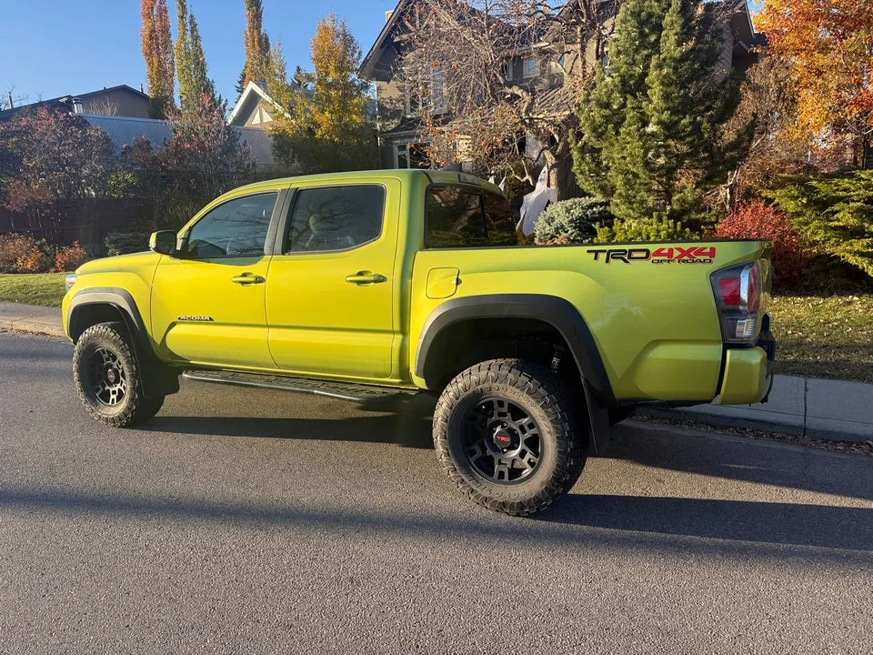 Toyota Tacoma 2023 photo 2