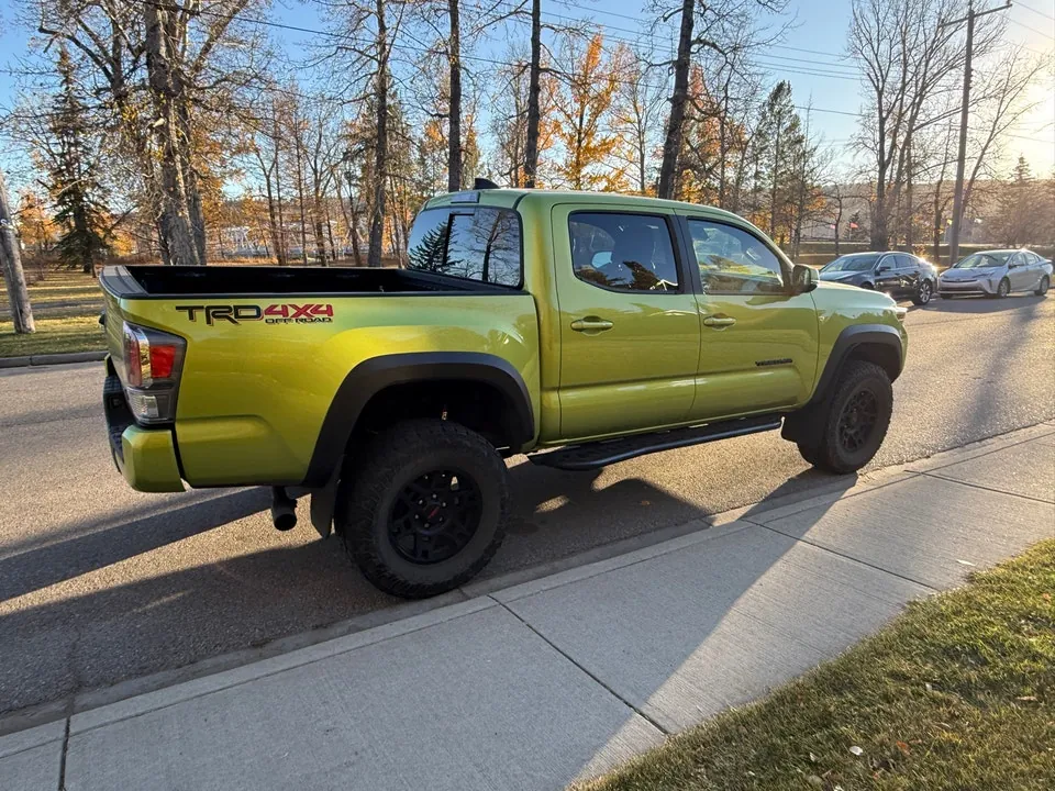 Toyota Tacoma 2023 photo 3