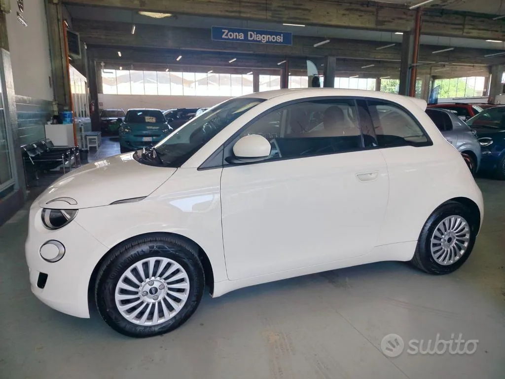 Fiat 500E 2025 photo 3