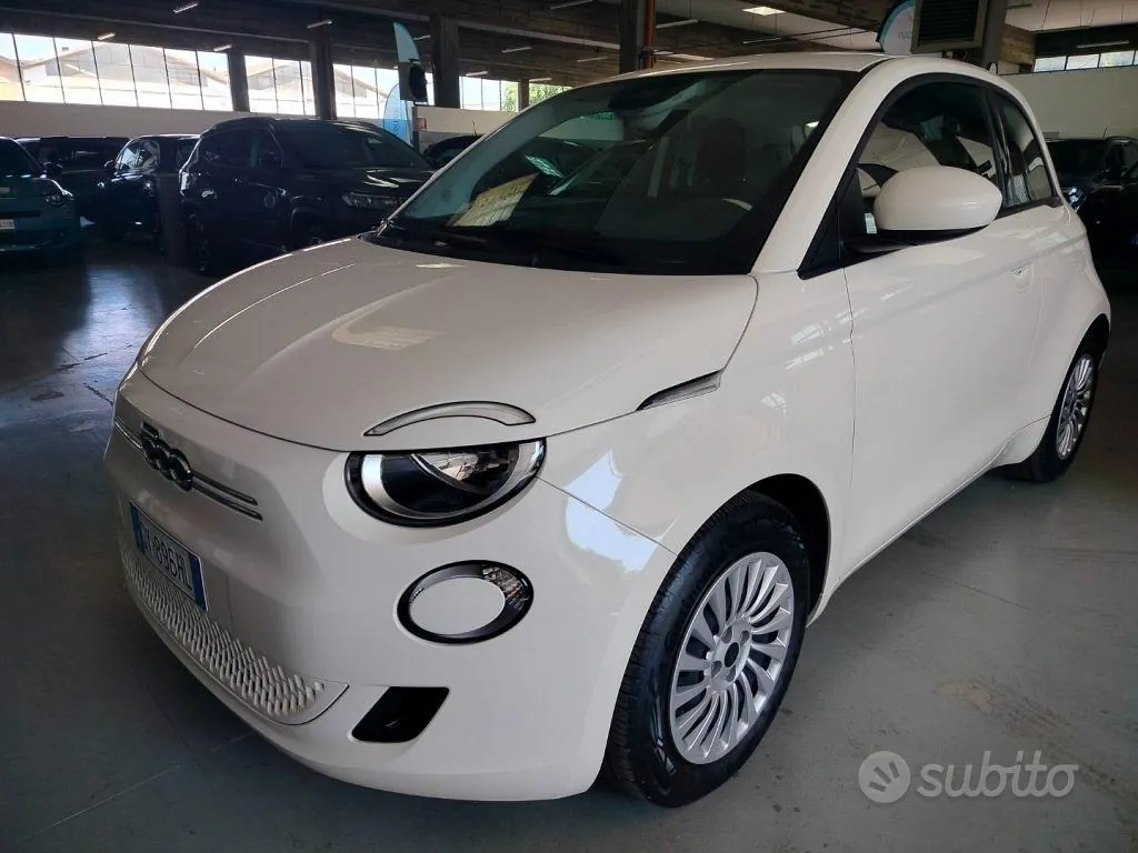 Fiat 500E